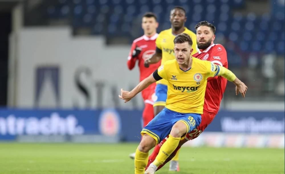 即使身在异 即使身在异