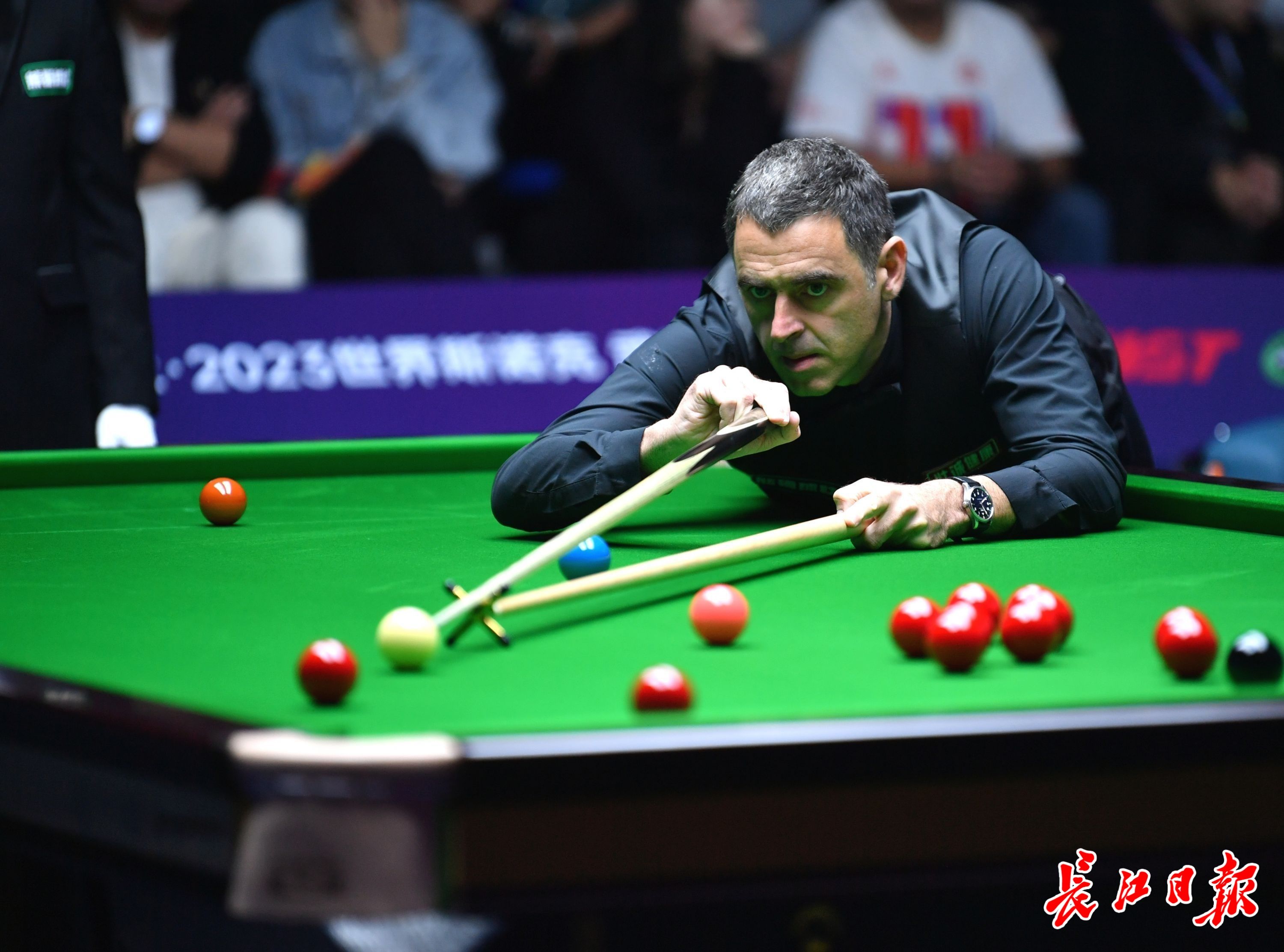 前效力于阿 前效力于阿